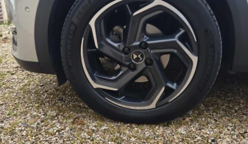 
DS 3 Crossback Rivoli 2021 essence 130 ch Boite auto full									