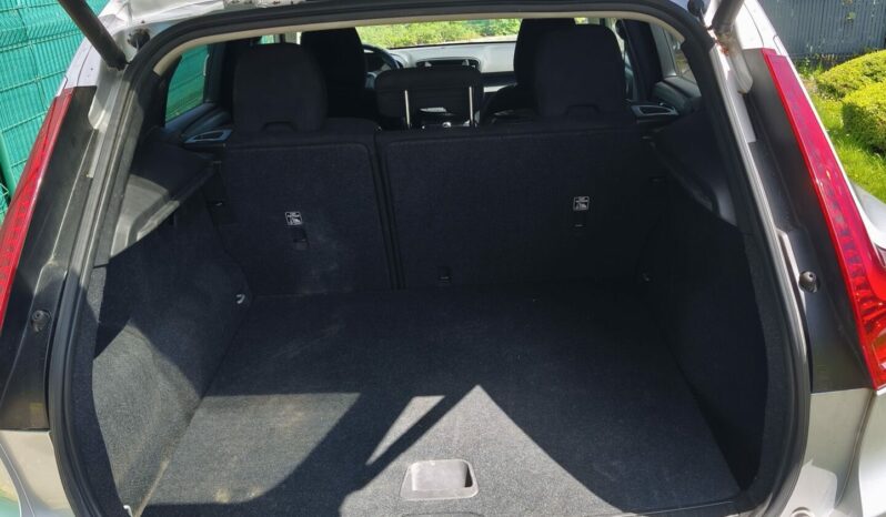 
VOLVO XC 40 D3 2.0 TDi 16V Geartronic8 150 cv Boîte auto full									
