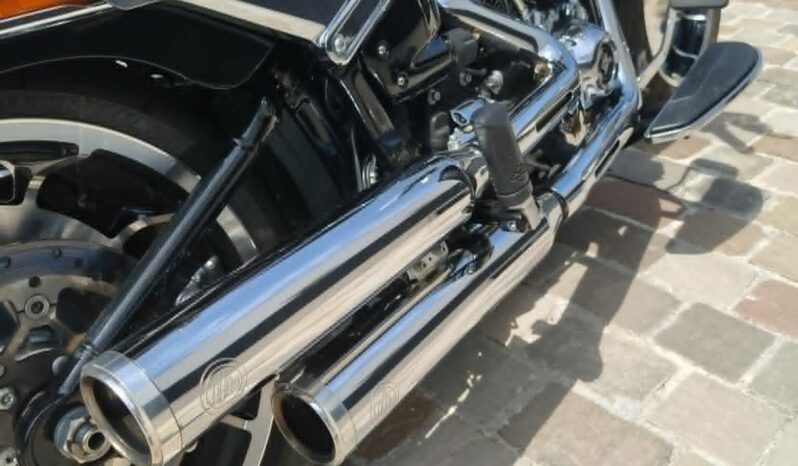 
HARLEY-DAVIDSON FAT BOY 114 – 1868 cm³ – 2022 – 6 500 km – Kesstech full									