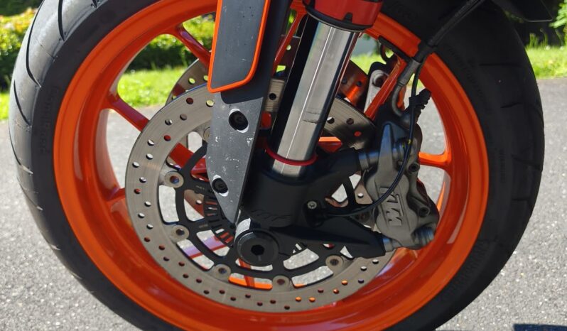 
KTM 890 Duke GP – 115 ch – 2023 – 3 550 km full									