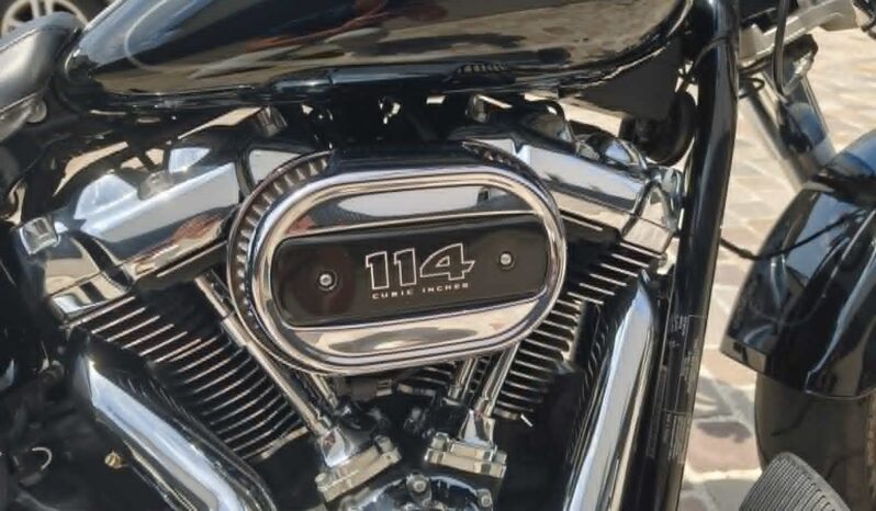 
HARLEY-DAVIDSON FAT BOY 114 – 1868 cm³ – 2022 – 6 500 km – Kesstech full									