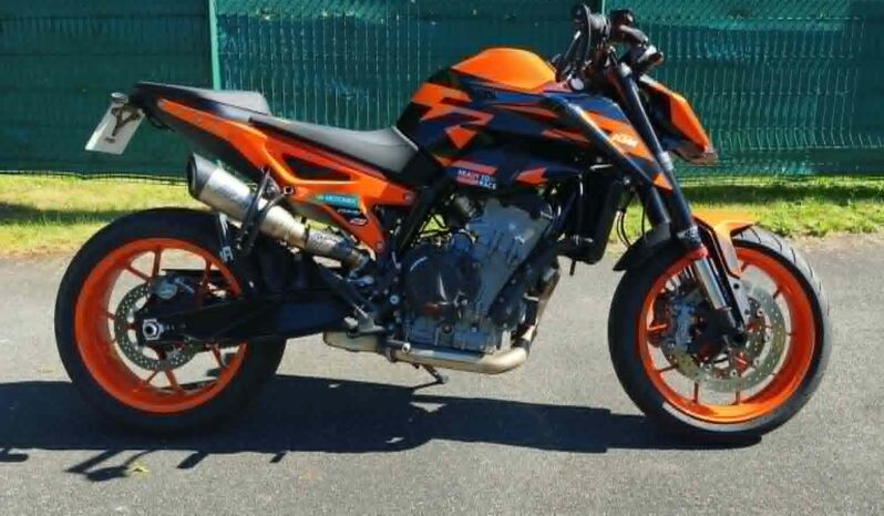 
KTM 890 Duke GP – 115 ch – 2023 – 3 550 km full									