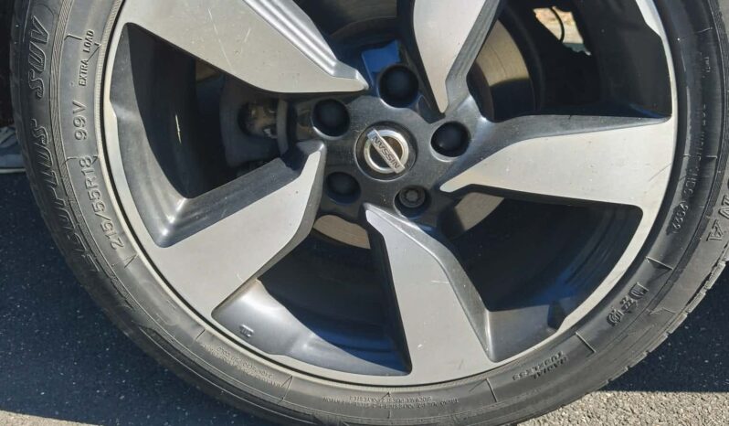 
NISSAN Qashqai N-Connecta 1.2 DIG-T 115 ch full									