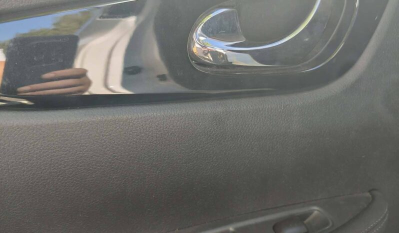 
NISSAN Qashqai N-Connecta 1.2 DIG-T 115 ch full									