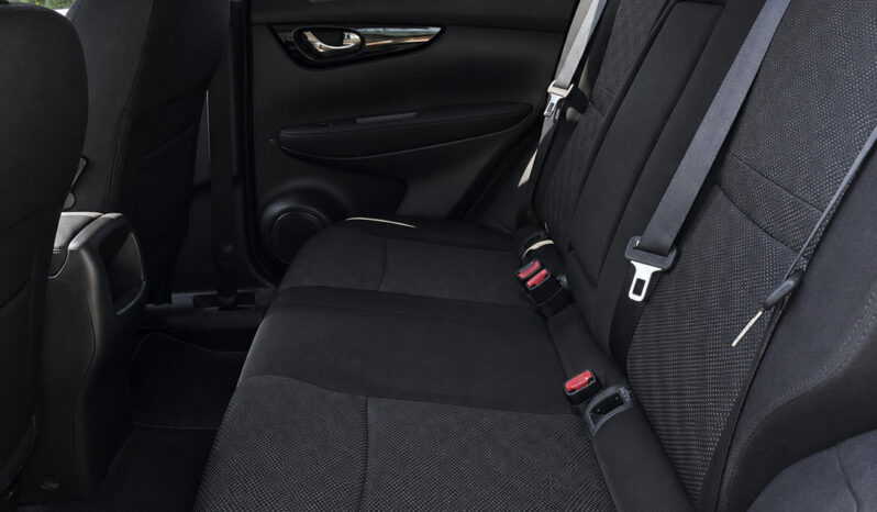 
NISSAN Qashqai N-Connecta 1.2 DIG-T 115 ch full									
