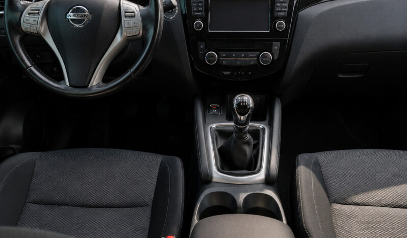 
NISSAN Qashqai N-Connecta 1.2 DIG-T 115 ch full									