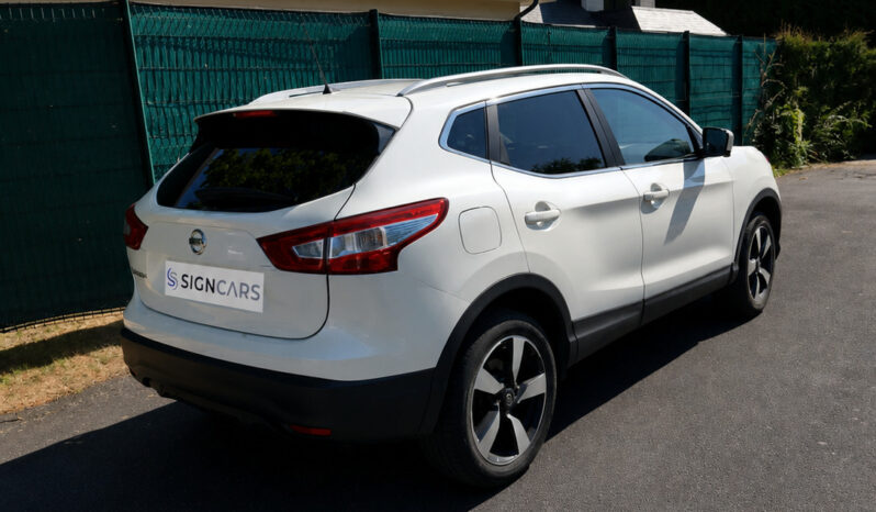
NISSAN Qashqai N-Connecta 1.2 DIG-T 115 ch full									