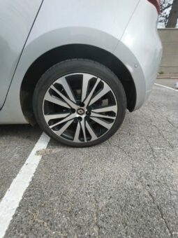 
RENAULT CLIO V Initiale Paris E-Tech Hybrid full									