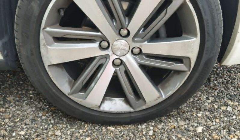 
PEUGEOT 3008 Féline full									