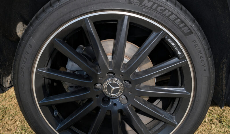 
MERCEDES-BENZ Classe GLA hybride full									