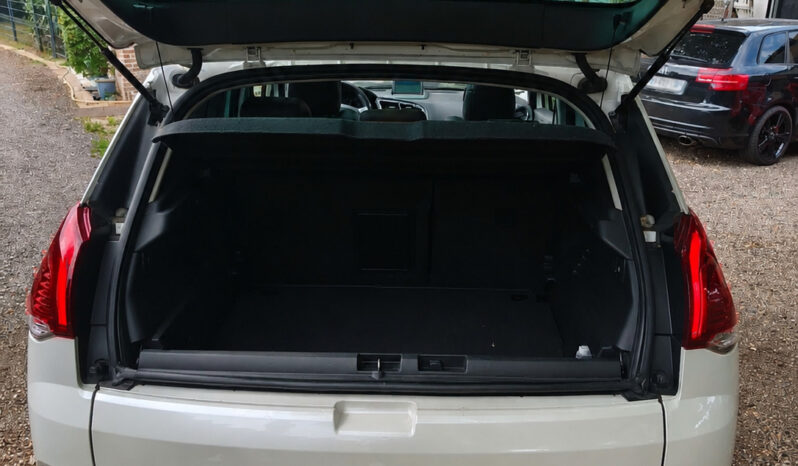 
PEUGEOT 3008 Féline full									