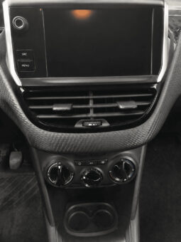 PEUGEOT 208 Style 82ch full
