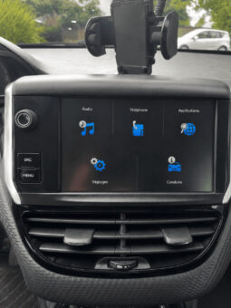 PEUGEOT 208 Style 82ch full