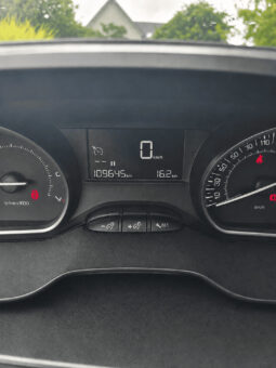 PEUGEOT 208 Style 82ch full