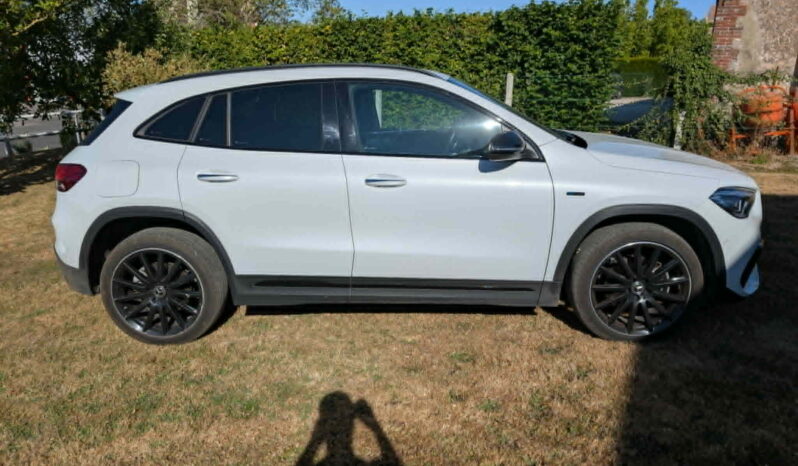 
MERCEDES-BENZ Classe GLA hybride full									