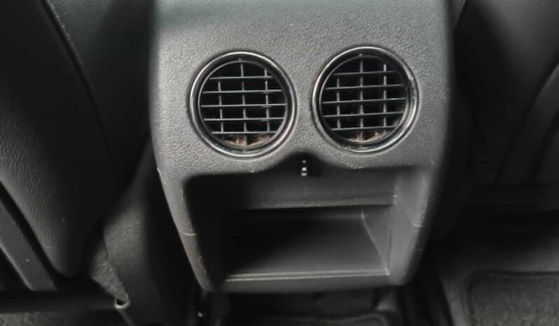 
PEUGEOT 3008 Féline full									