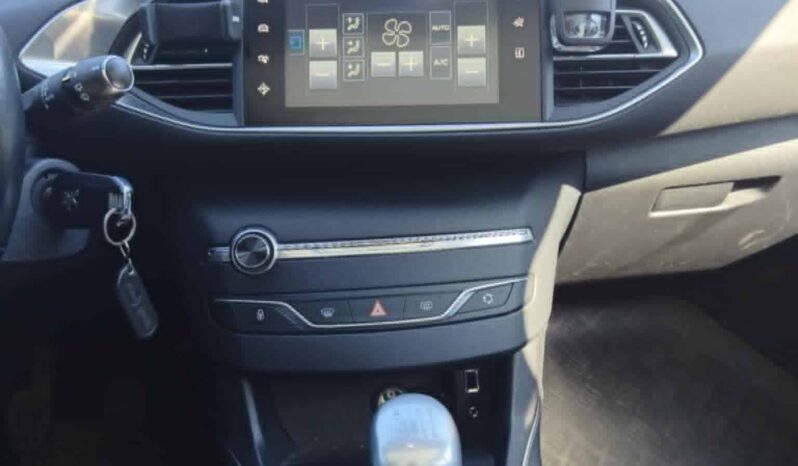 
PEUGEOT 308 Allure 130 CH full									