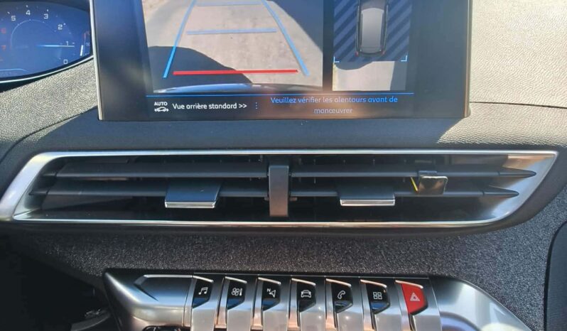 
PEUGEOT 3008 BUSINESS 130ch S&S BVM6 Allure Business full									