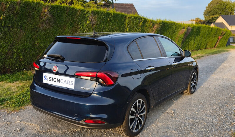 
FIAT TIPO 5 PORTES 1.4 95 ch finition Lounge full									