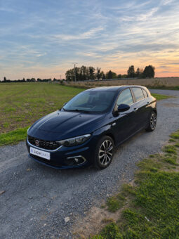 
FIAT TIPO 5 PORTES 1.4 95 ch finition Lounge full									