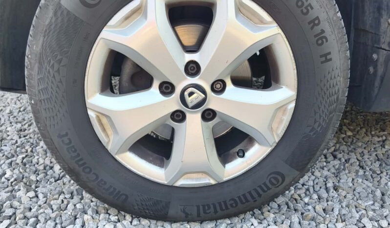 
DACIA DUSTER Blue dCi 115 4×2 Confort full									