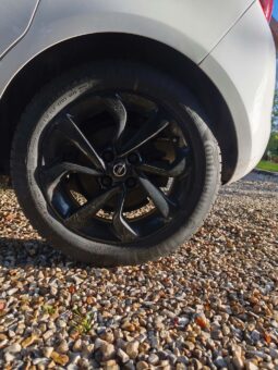 
OPEL CORSA COLOR EDITION – MOTEUR À CHAÎNE full									