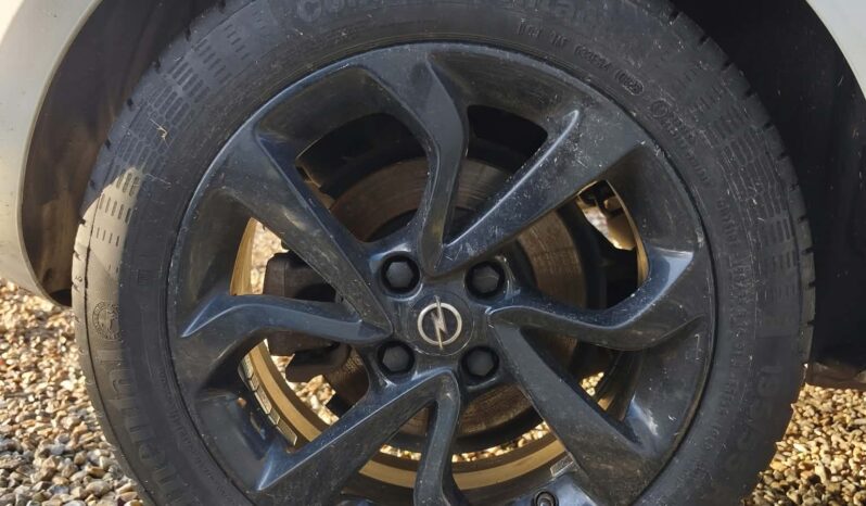 
OPEL CORSA COLOR EDITION – MOTEUR À CHAÎNE full									