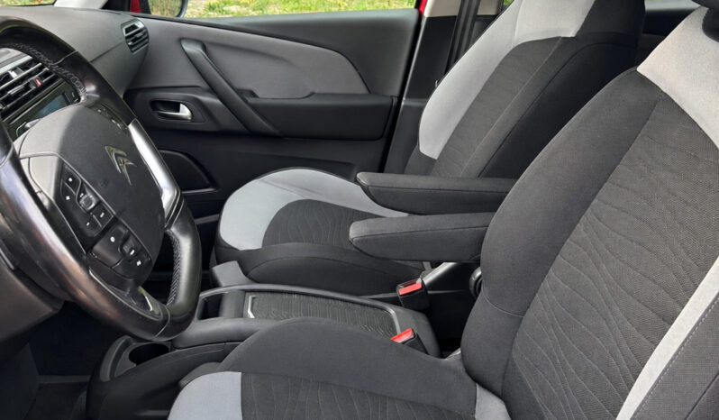 
CITROEN C4 e-HDi 115 Millenium ETG6 full									