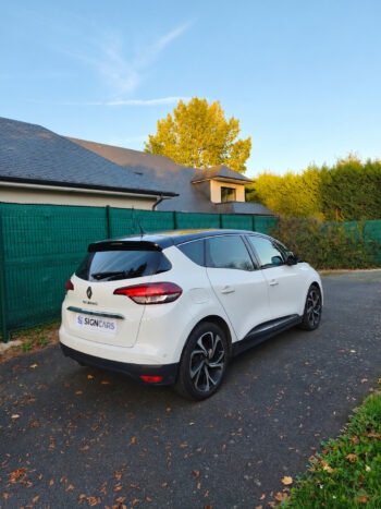 Vivez l’expérience SIGN CARS pour votre véhicule