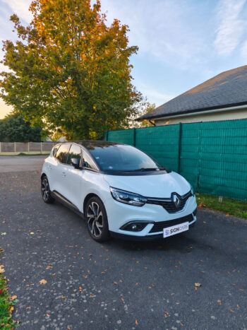Vivez l’expérience SIGN CARS pour votre véhicule