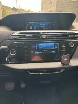 
CITROEN C4 e-HDi 115 Millenium ETG6 full									