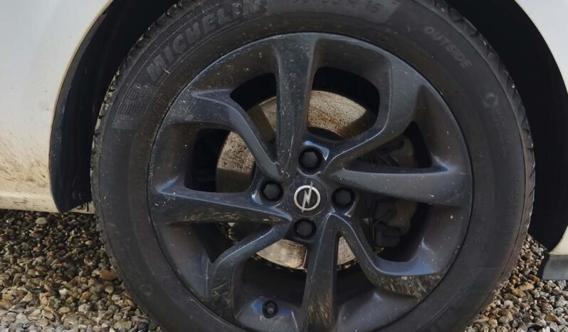 
OPEL CORSA COLOR EDITION – MOTEUR À CHAÎNE full									